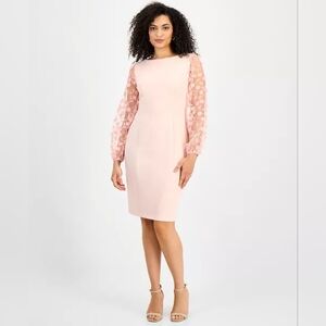 Women's Clothing (A114)